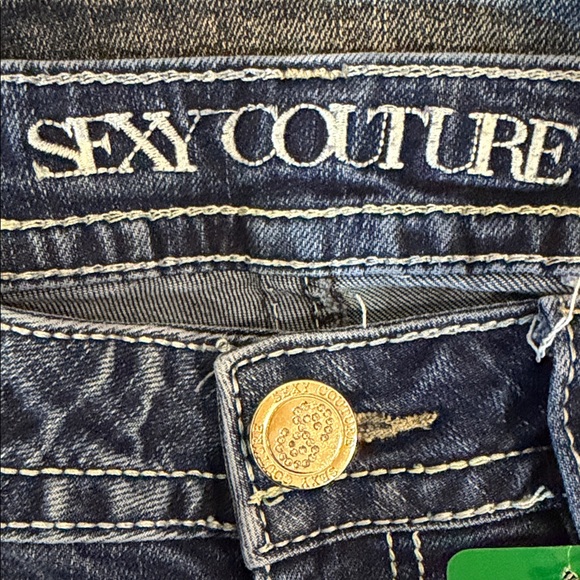 Elegant Embroidered Boot Cut Jeans - Picture 3 of 5